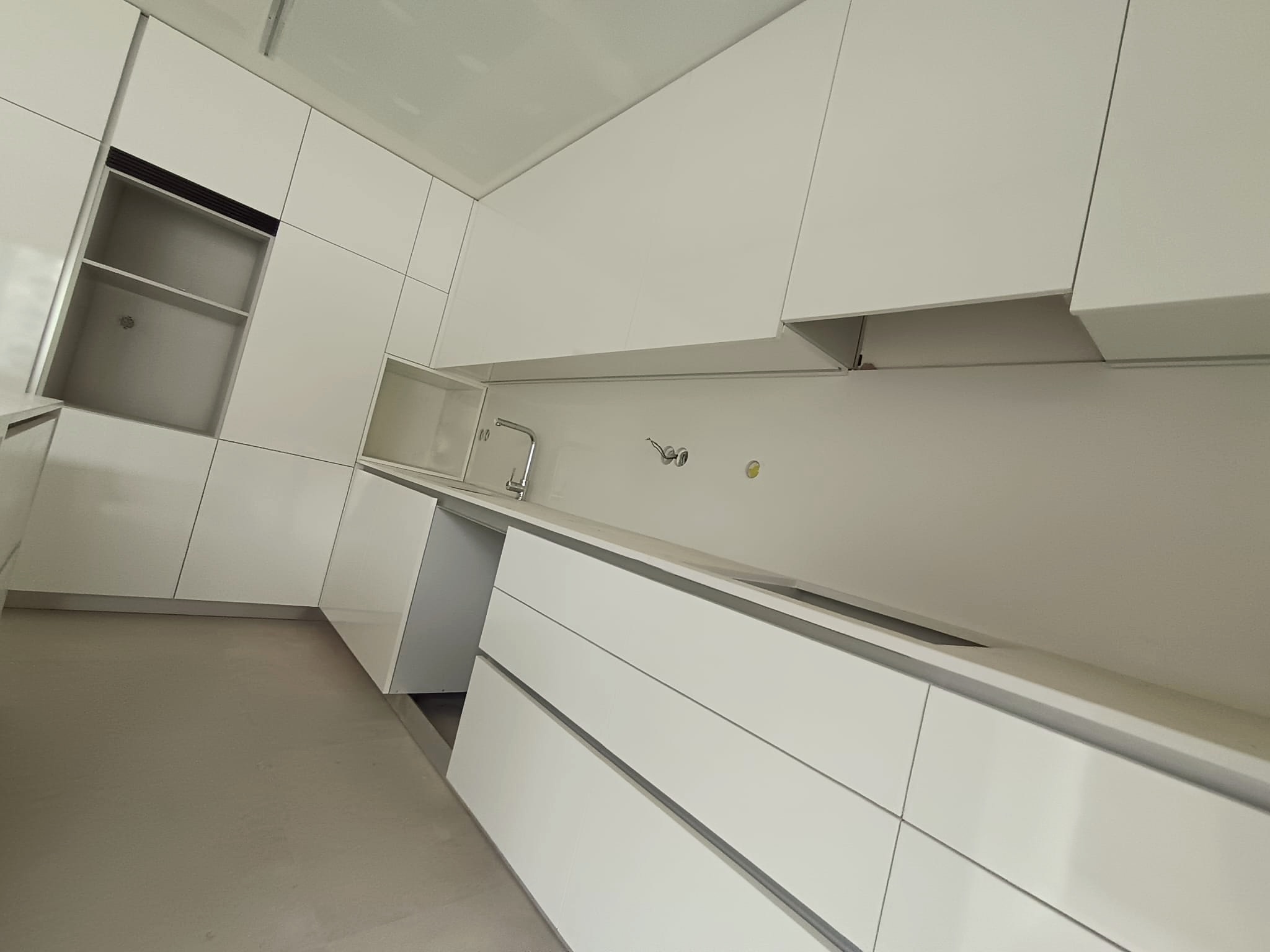 Detalhe de cozinha branca